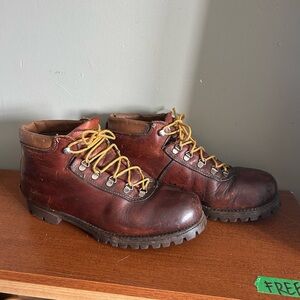 Vintage Gorilla Shoe Dark Brown Leather Boots with Vibram sole